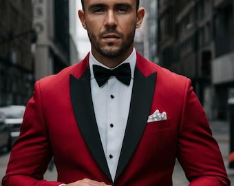 レッドピンストライプ3ピーススーツ：エレガントなオーダーメイド