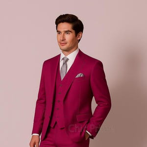 Men&#39;s Pink Three Piece Suit - Stylish Formal Attire for Any Occasion, Formal Attire, Prom And Party Suit, Business Suit, Men Wedding Suit.
