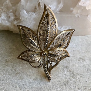 Beautiful Sterling Silver Marcasite Maple Leaf Vintage Brooch