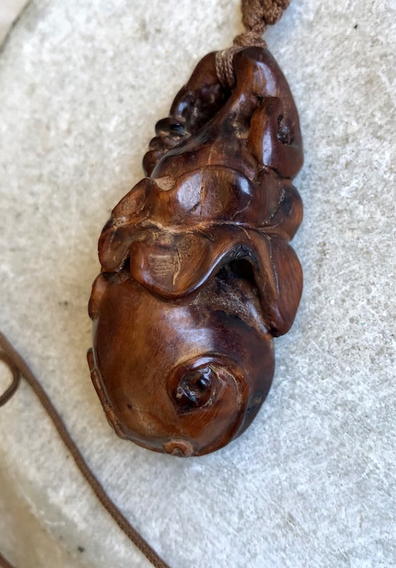 Beautiful Old Chinese Carved Wood Brown Silk Vint… - image 1