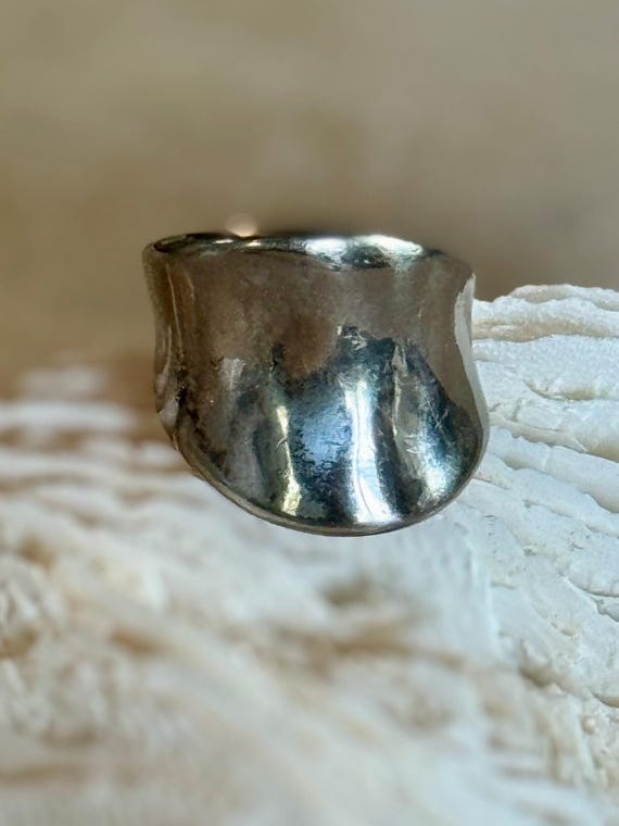Modernist Sculpted Sterling Silver Vintage Ring - image 2