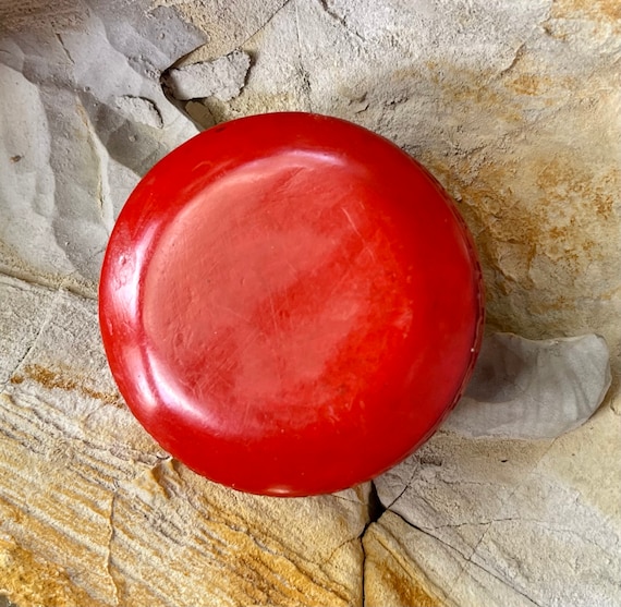 Deeply carved red cinnabar vintage jewelry trinke… - image 10