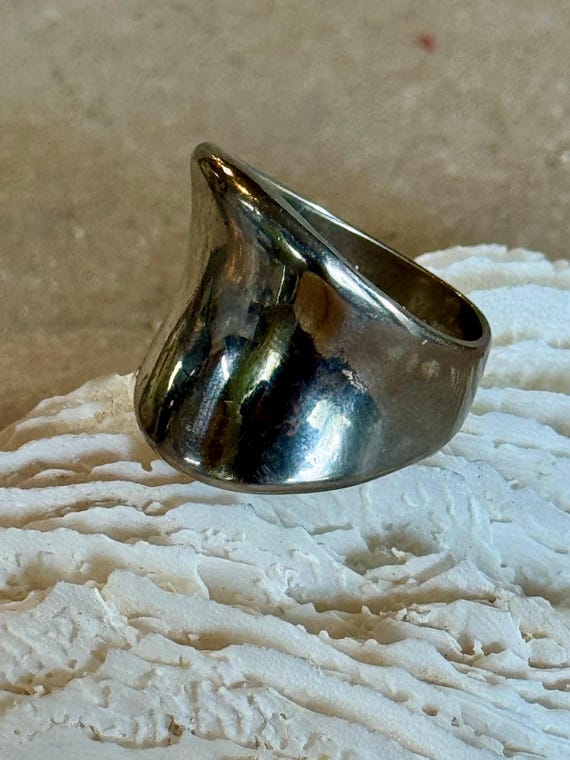 Modernist Sculpted Sterling Silver Vintage Ring - image 5