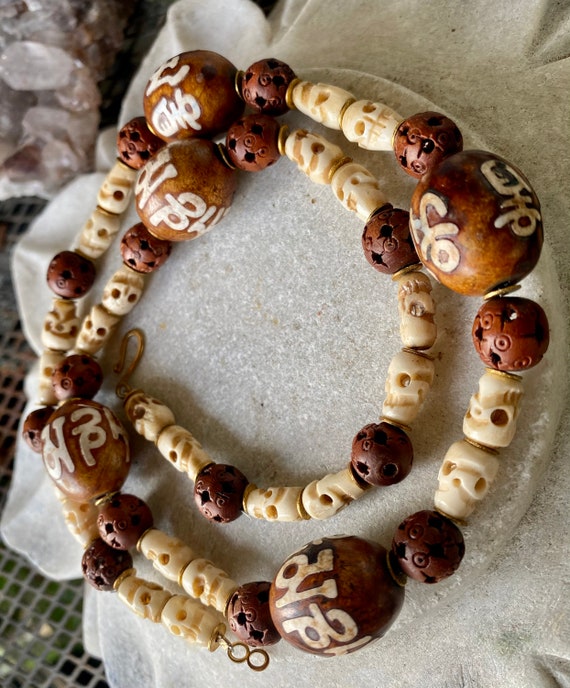 Beautiful Tibetan Carved Yack Bone Skull Om Inlay… - image 2