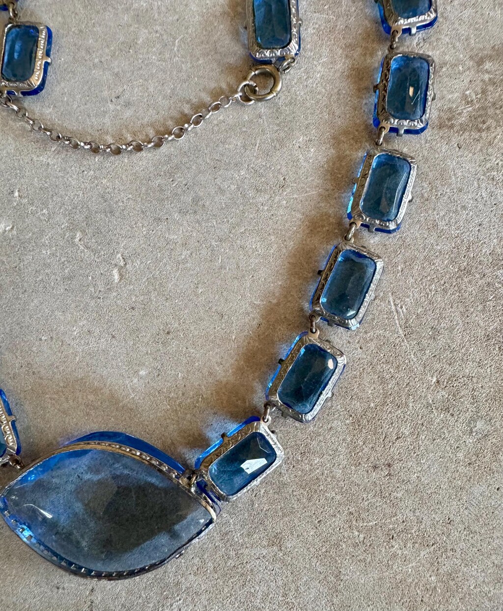 Collana Lunga In Cristallo Blu COOLSTEELANDBEYOND – Con Zirconi E Chiusura Magnetica Staccabile In Due Pezzi