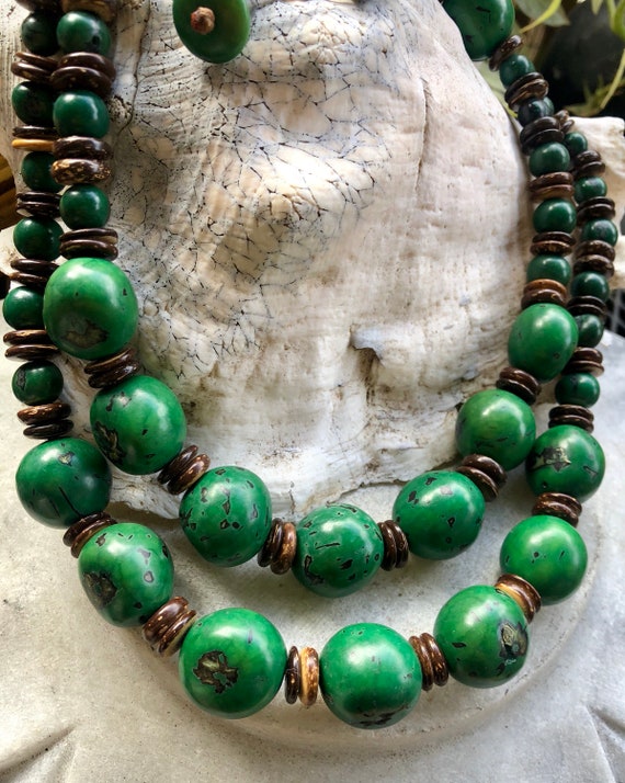 Green Coconut Beaded Vintage Boho Festoon Necklace - image 1