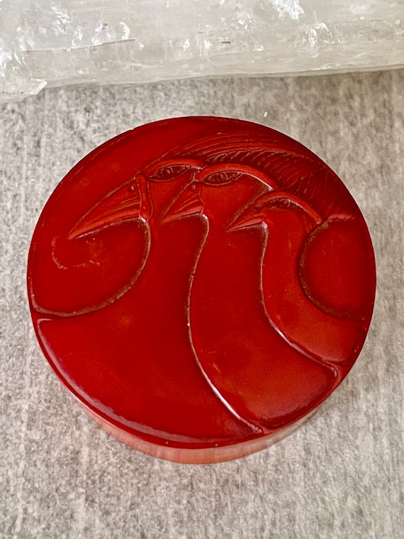 Authentic 1920s Art Deco Carved Bakelite Vintage … - image 8