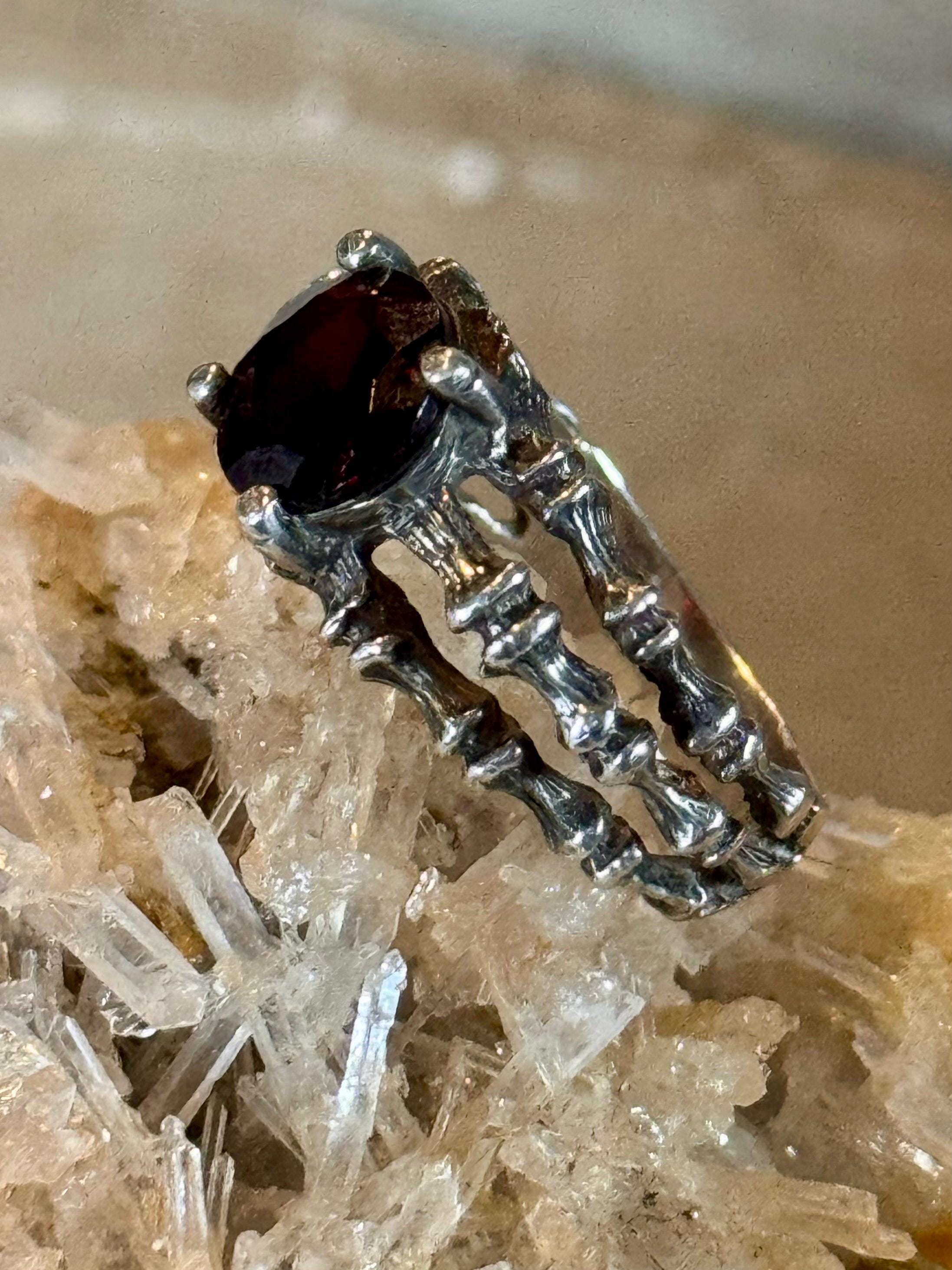 Mourning Bamboo Bone Sterling Silver Faceted Red Garnet Vintage 