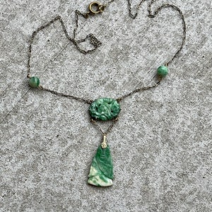 Beautiful Art Deco Old Chinese Carved Green Jade Buddha Sterling Silver Vintage Necklace
