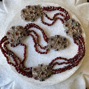 Victorian Facated Garnet Sterling Silver Filigree Antique Bib Festoon Necklace