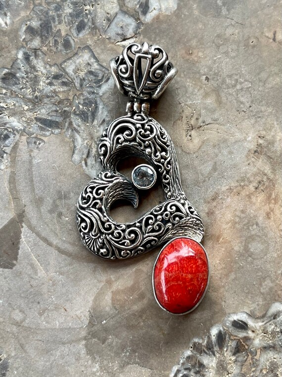 Sponge store coral necklace
