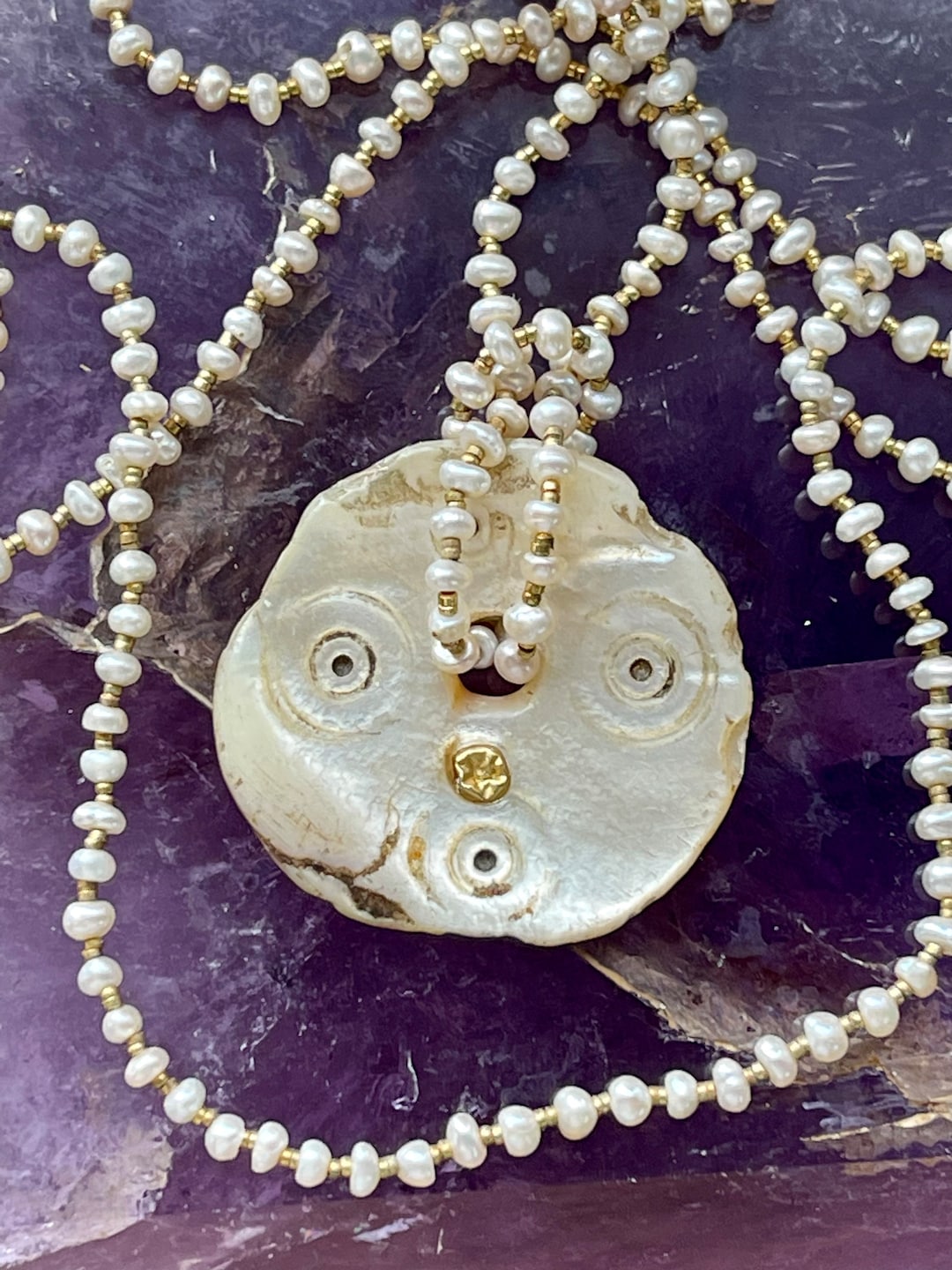 Beautiful Antique Carved Shell Mother of Pearl Gold Pendant Pearl Long ...