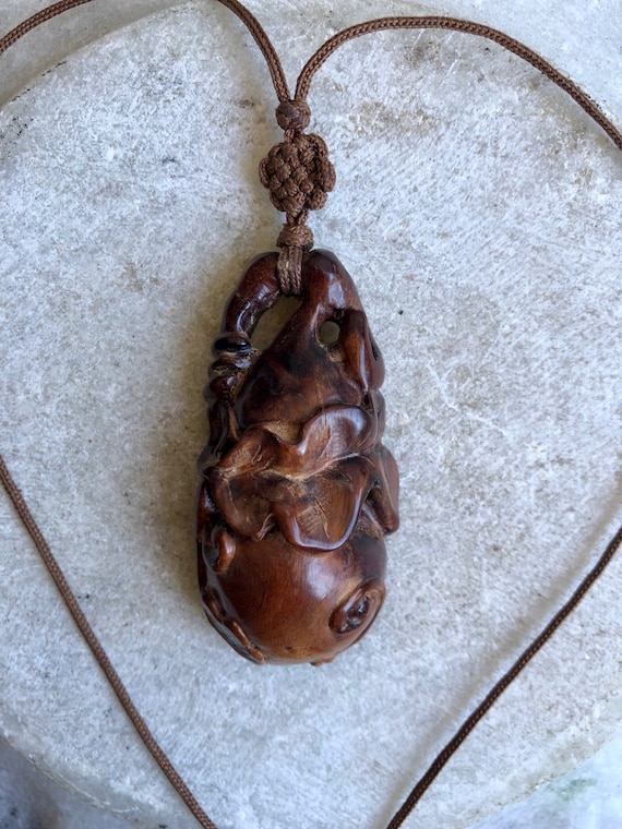 Beautiful Old Chinese Carved Wood Brown Silk Vint… - image 2