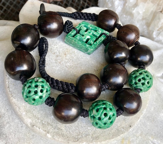 Carved Jade Shou Bead Nut Seed Bead Vintage Necklace - Etsy display picture 1