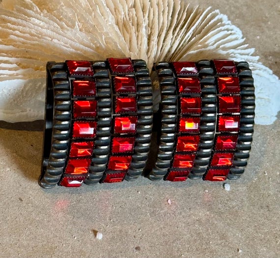 Beautiful Authentic Art Deco Ruby Red Baguet Crys… - image 9