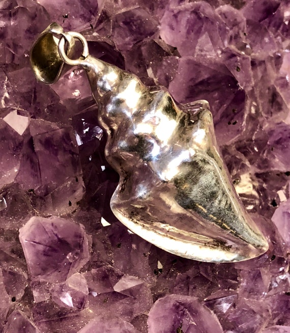 Beautiful Sculpted Sterling Silver Conch Shell Vi… - image 5