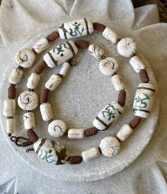 Beatiful Naga Shell Coild Copper Stone Inlay Om A… - image 3