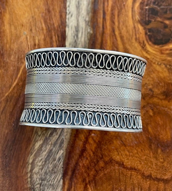 Sterling Silver Tribal Vintage Cuff Bracelet - image 7