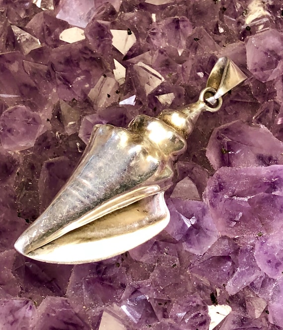 Beautiful Sculpted Sterling Silver Conch Shell Vi… - image 3