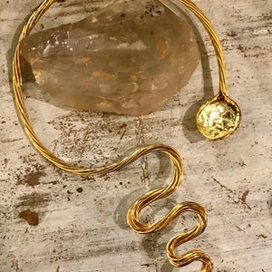 Goldtone Cleopatra Snake Sculptural Wrap Around Collar Vintage Necklace Wearable Art image 4