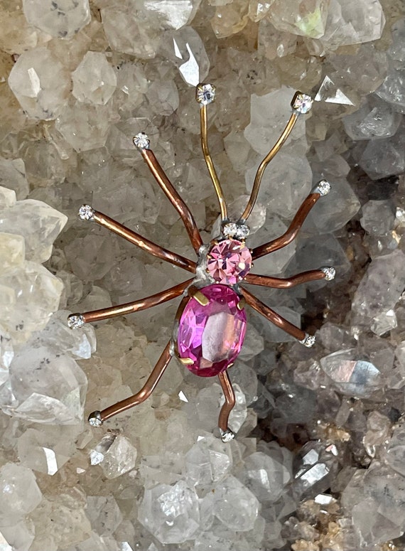 Beautiful Czech Faceted Pink Crystal Vintage Spid… - image 5