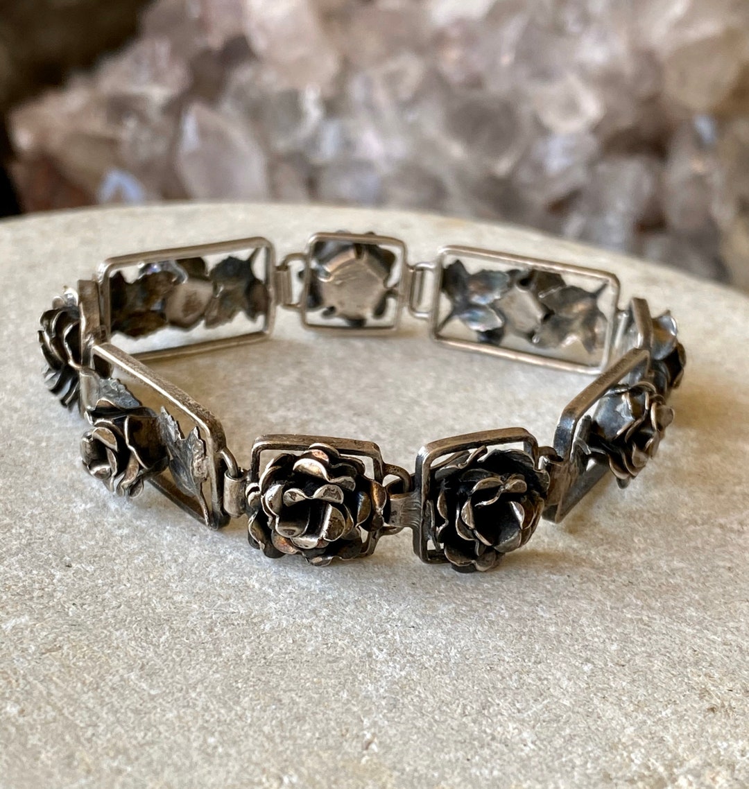 アクセサリー vintage design plate silver bracelet 925 Sterling Silver Vintage Filigree Calla Lily Design Wide