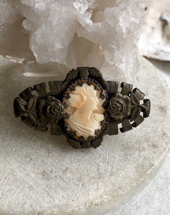 Beautiful Art Nouveau Carved Shell Cameo Ornate Brass Brooch Art Nouveau Jewelry