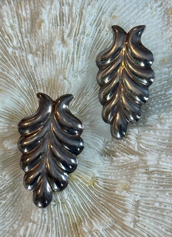 Embossed Sterling SilverAnstract  Leaf  Vintage E… - image 7