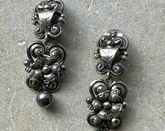 Florence Italy Floral Peruzzi  Silver Antique Clip on Earrings