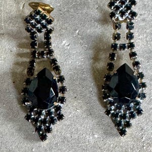 Art Deco Prong Set Faceted  Black Jet Czech Antique Drop Earrings