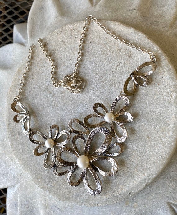 Bold Beautiful Sterling Silver Natural Pearl Flow… - image 3