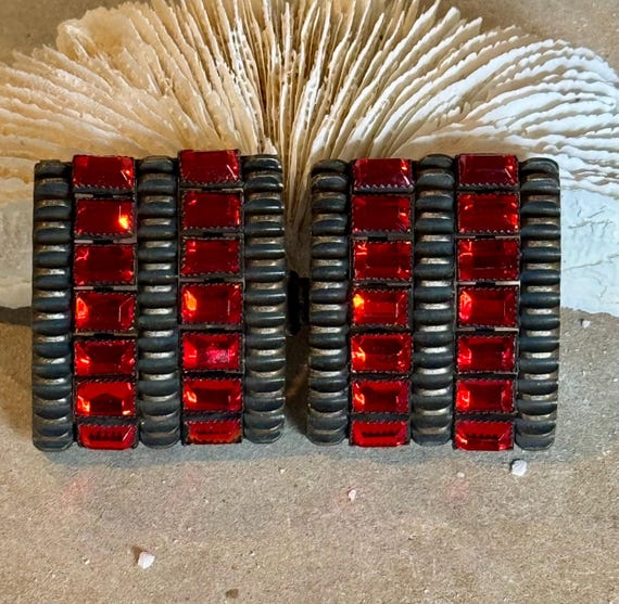 Beautiful Authentic Art Deco Ruby Red Baguet Crys… - image 1