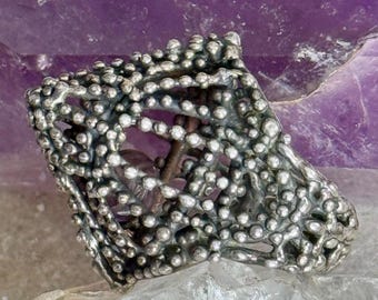 1950s Brutalist Sterling Silver Dome Ring – Modernist Wearable Art, Size 7.5