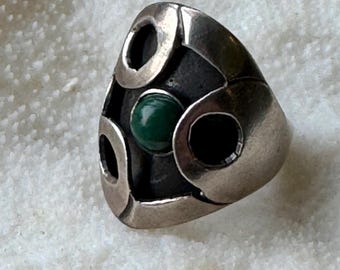 Mid Century Modern Mexican Sterling Silver Green Onyx Vintage Ring Singed