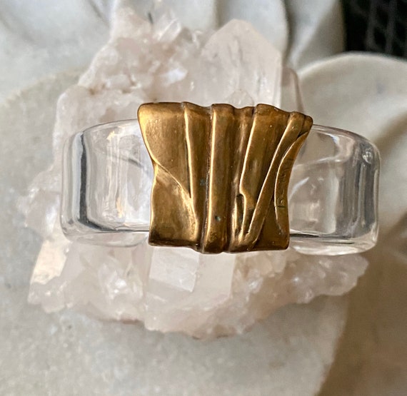 Beautiful Modernist Lucite Sculpted Brass Vintage… - image 2