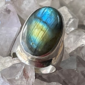 Modernist Sterling SilverLabradorite Vintage Ring