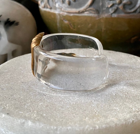 Beautiful Modernist Lucite Sculpted Brass Vintage… - image 6