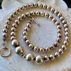 Beautiful Graduated Sterling Silver Ball Chain Vintage Necklace