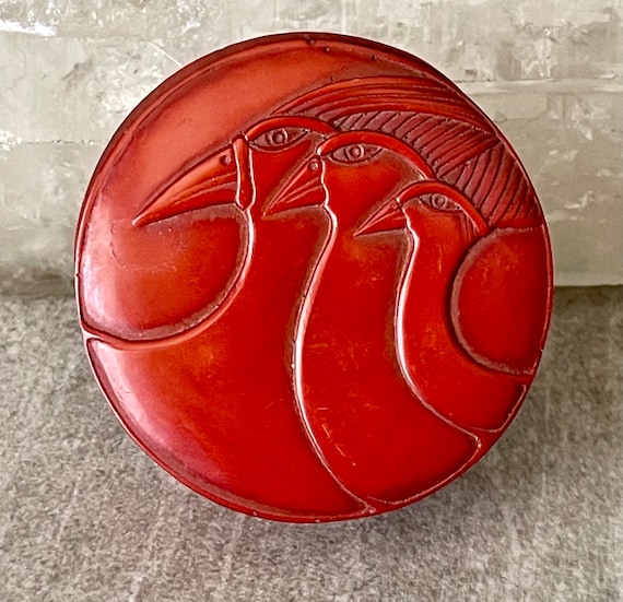 Authentic 1920s Art Deco Carved Bakelite Vintage … - image 1