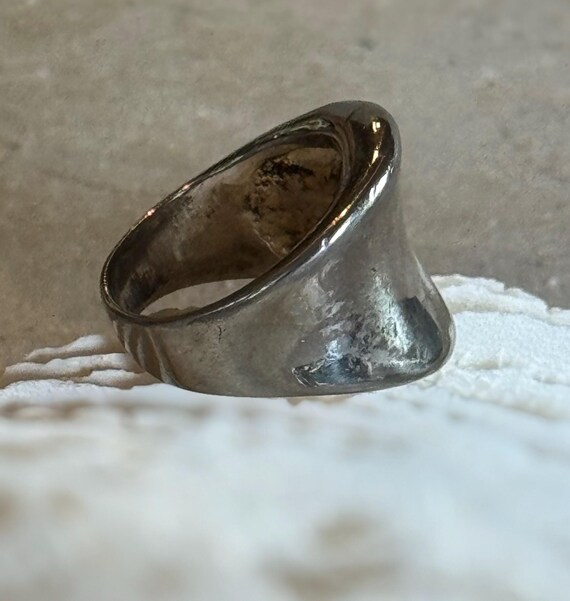 Modernist Sculpted Sterling Silver Vintage Ring - image 3