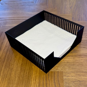 Moderner Serviettenhalter