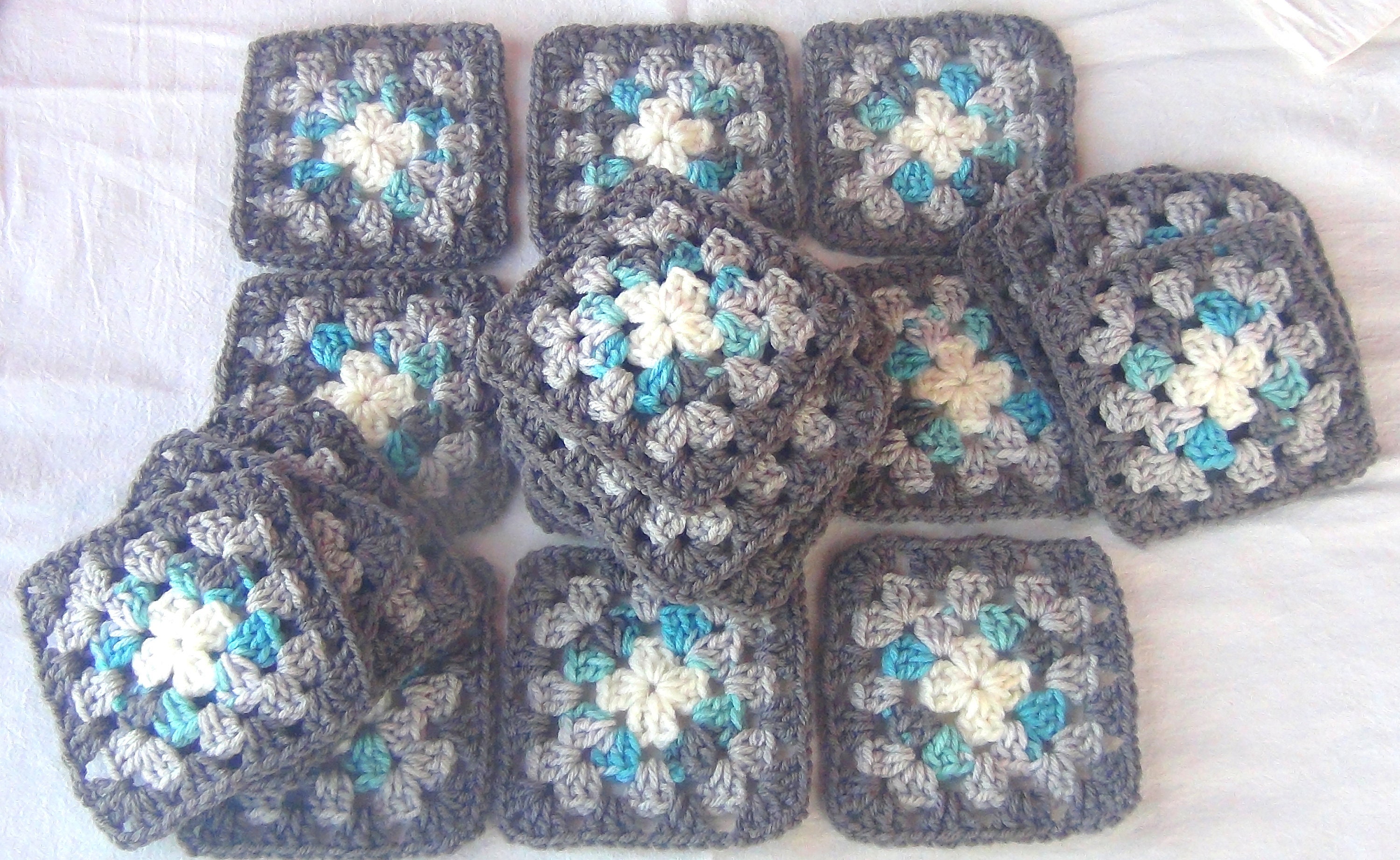 24 Crocheted Granny Squares Afghan Quilt Blocks- Big NEW- Paris on a ...