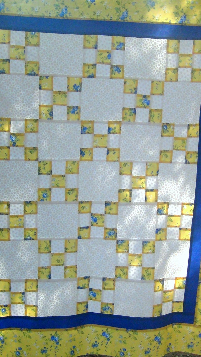 Already Made Quilt Top Blue Flower on Yellow White Tulip Unfinished Single Irish Chain Tradit Pieced Patchwork Quilting-Flowers Throw Lap image 3