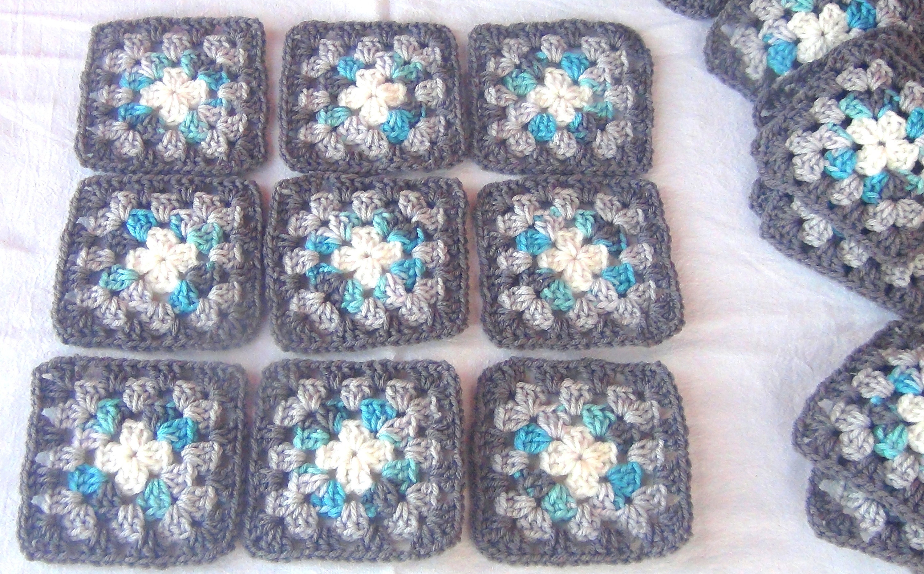 24 Crocheted Granny Squares Afghan Quilt Blocks- Big NEW- Paris on a ...