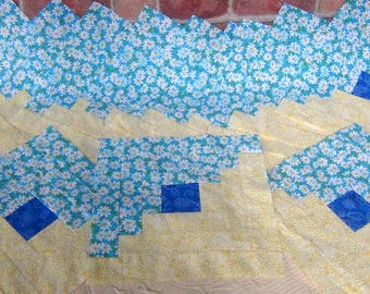 12 HUGE Big Already Pieced Handmade Large Log Cabin Quilt Top Blocks- BLUE FLORAL Center White Yellow Daisy Aqua Patchwork- Finished Quiltin