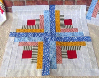 16[16] HUGE Big Already Pieced Large Handmade Log Cabin Quilt Top Blocks- [2 Choices] {A-Blue White Floral {B-Turkey Red Flowers- Quilting