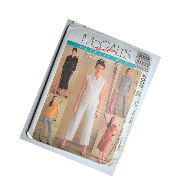 McCall's 4007 Women's Top, Dress and Pant Palmer Pletsch Sewing Pattern. UnCut Pattern