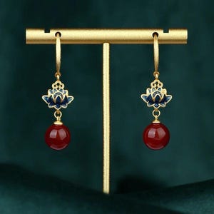 Gold Lotus Drop Earrings – Vintage Chinese Style | Oriental Dangle Earrings | Red Bead Statement Jewelry | Elegant Asian Inspired Gift