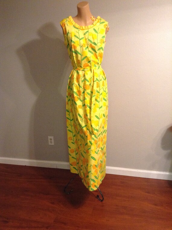 Ventage maxi dress / The vested gentress yellow fl