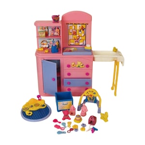 vintage Mattel BARBIE Happy Family Neighbourhood Nursery Playset 2003, Rare